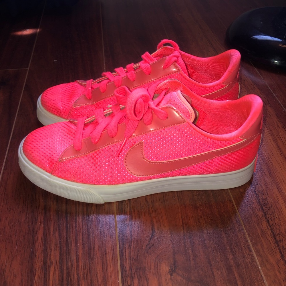 Neon pink Nike Sneakers
